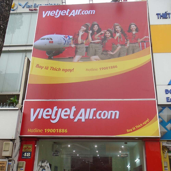 Mẫu bảng hiệu vé máy bay VietjetAir.com