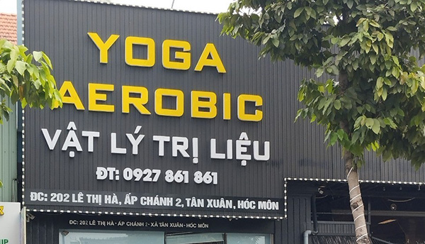 Thi c&ocirc;ng bảng hiệu yoga gi&aacute; rẻ TPHCM