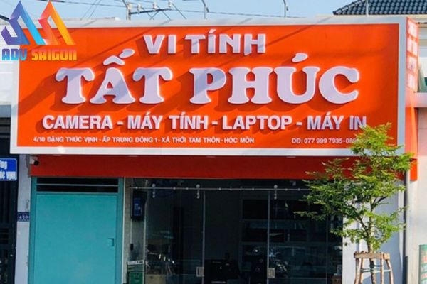 Bảng hiệu camera Tất Ph&uacute;c
