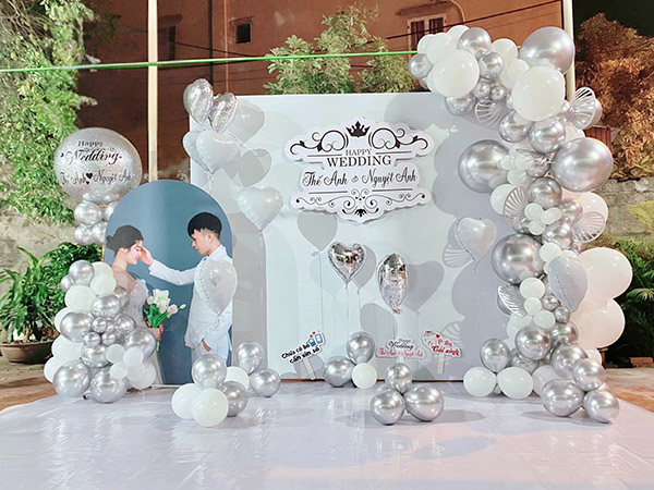 Dịch vụ thi c&ocirc;ng backdrop đ&aacute;m cưới gi&aacute; rẻ TPHCM
