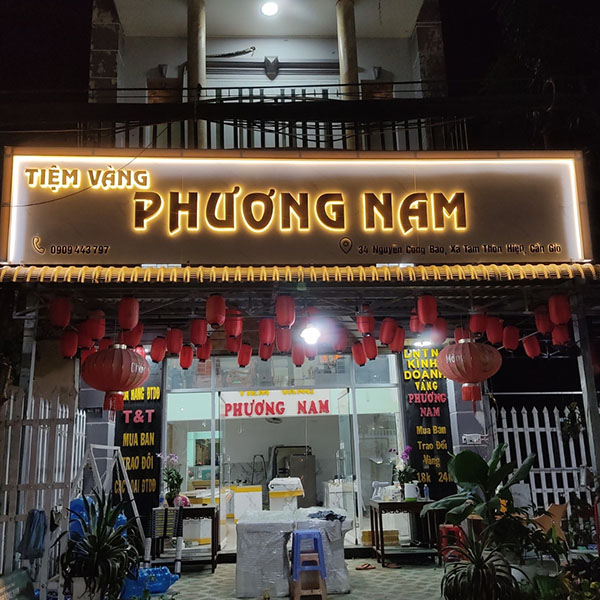 Mẫu bảng hiệu tiệm vàng Phương Nam