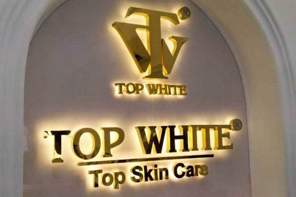Chữ nổi inox s&aacute;ng ch&acirc;n của h&agrave;ng Skin care Top White