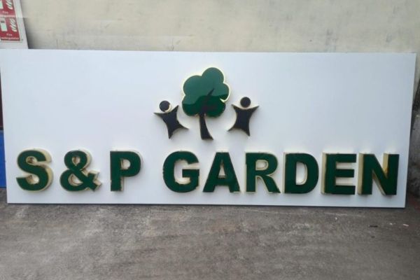 Chữ nổi mica viền inox S&P Garden