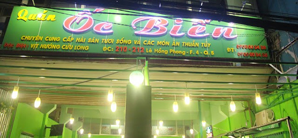 Bảng hiệu quán ốc biển thu hút khách tại TPHCM