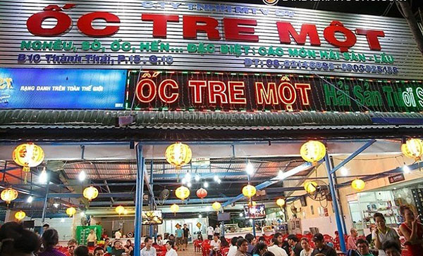 Mẫu bảng hiệu quán ốc chữ nổi mica thu hút