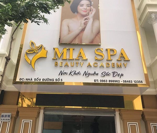 Bảng hiệu alu tiệm Spa cao cấp